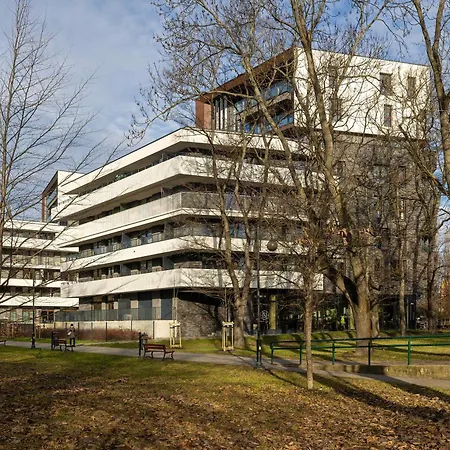 Lejlighed Klimatyzowany Blisko Parku W Krakowie Z 3 Sypialniami, Wanna I Parkingiem By Renters Prestige Kraków