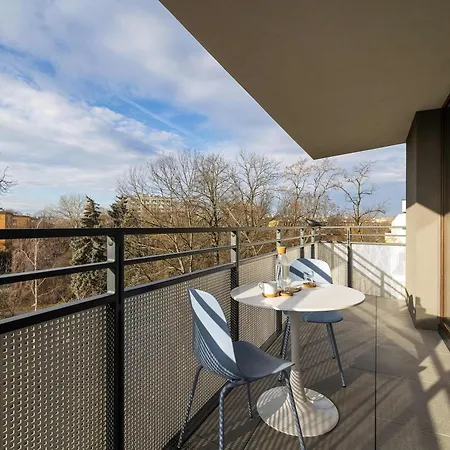 Apartment Klimatyzowany Blisko Parku W Krakowie Z 3 Sypialniami, Wanna I Parkingiem By Renters Prestige